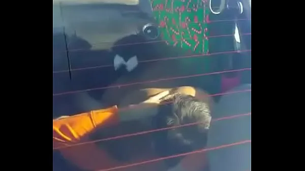 XXX Couple caught doing 69 in car εντυπωσιακές ταινίες