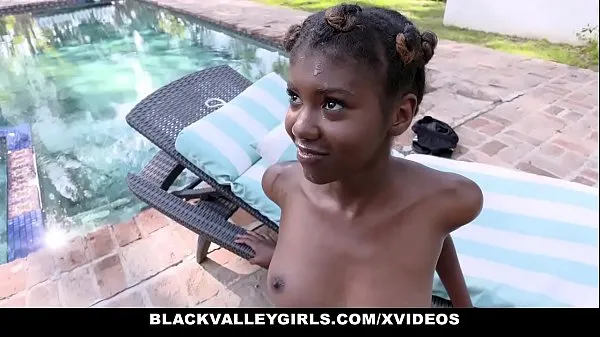 XXX BlackValleyGirls - Hot Ebony Teen (Daizy Cooper) Fucks Swim Coach ภาพยนตร์เจ๋งๆ