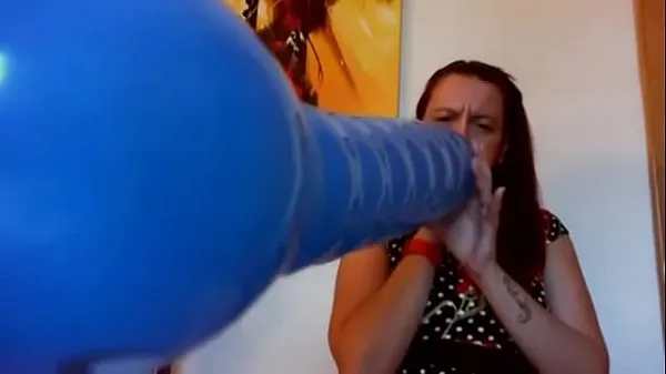 XXX Hot balloon fetish video are you ready to cum on this big balloon siistiä elokuvaa