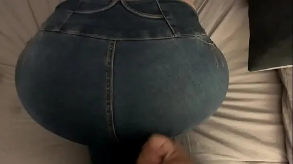 XXX I cum in my wife's pants with a tremendous ass kule filmer